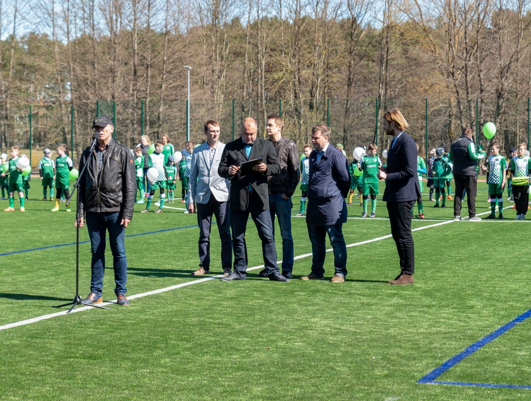 Jaunmārupes pamatskolas stadiona atklāšana, foto: L.Līvzinieks 21.04.2018.