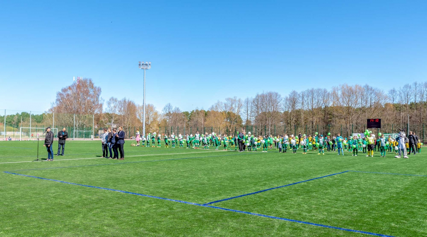 Jaunmārupes pamatskolas stadiona atklāšana, foto: L.Līvzinieks 21.04.2018.