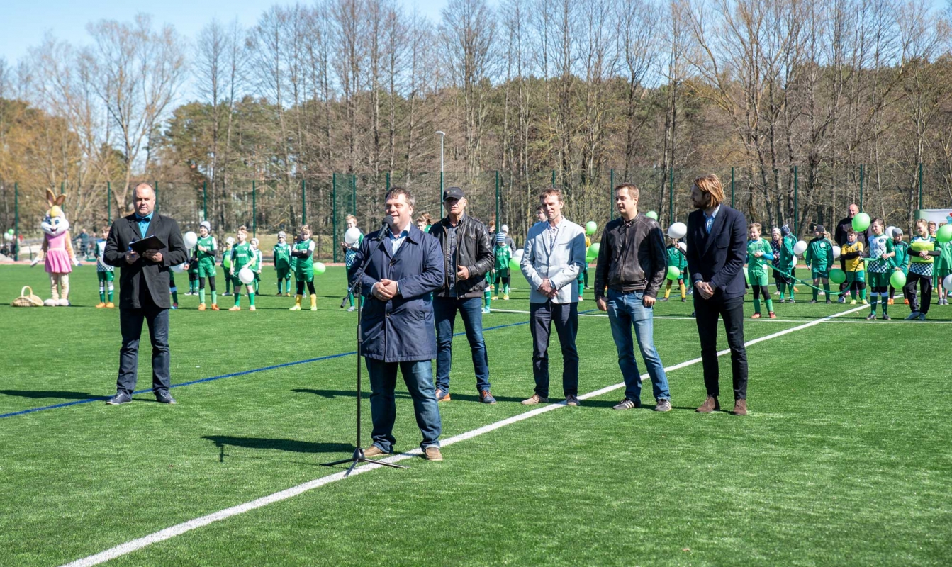 Jaunmārupes pamatskolas stadiona atklāšana, foto: L.Līvzinieks 21.04.2018.