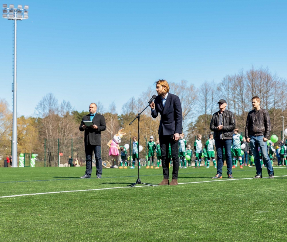 Jaunmārupes pamatskolas stadiona atklāšana, foto: L.Līvzinieks 21.04.2018.