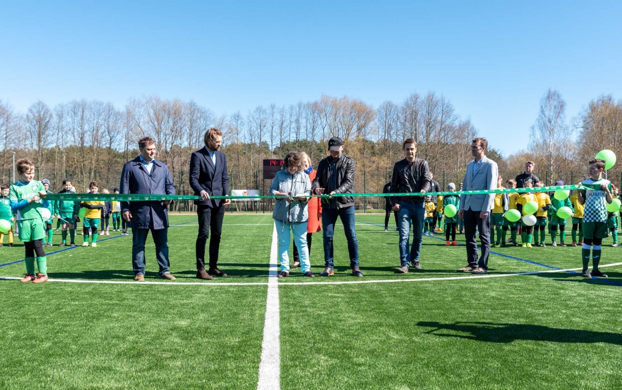 Jaunmārupes pamatskolas stadiona atklāšana, foto: L.Līvzinieks 21.04.2018.