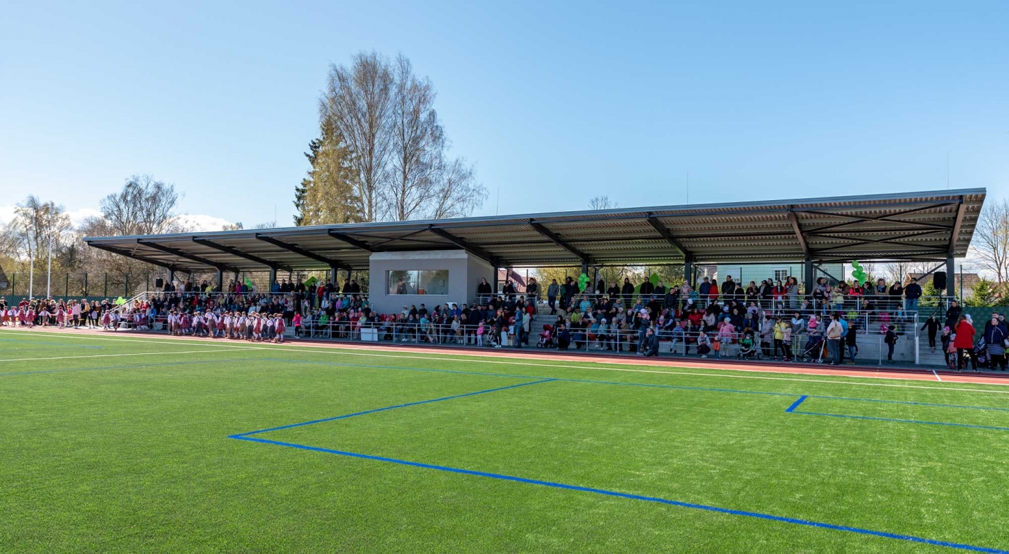 Jaunmārupes pamatskolas stadiona atklāšana, foto: L.Līvzinieks 21.04.2018.