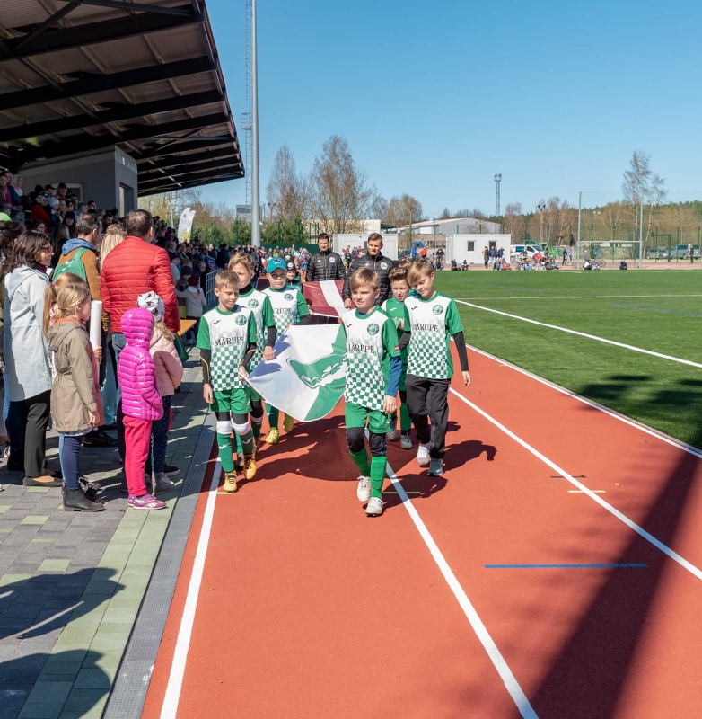 Jaunmārupes pamatskolas stadiona atklāšana, foto: L.Līvzinieks 21.04.2018.