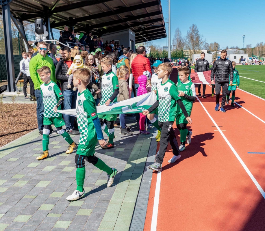 Jaunmārupes pamatskolas stadiona atklāšana, foto: L.Līvzinieks 21.04.2018.