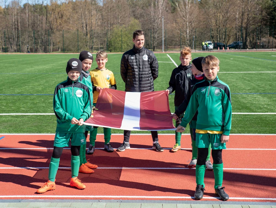 Jaunmārupes pamatskolas stadiona atklāšana, foto: L.Līvzinieks 21.04.2018.