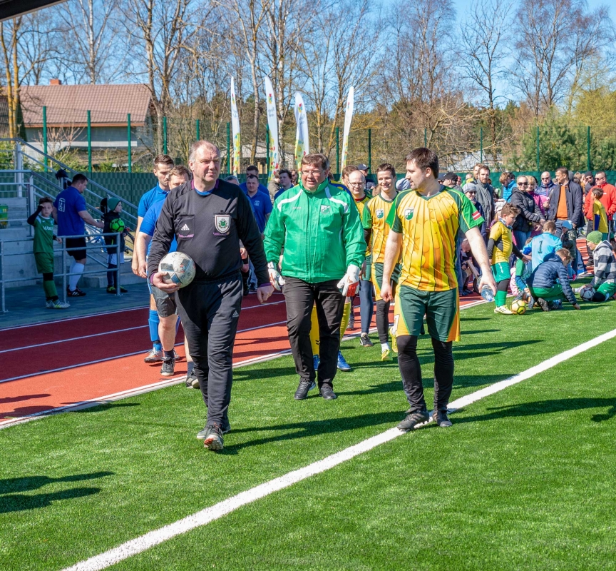 Jaunmārupes pamatskolas stadiona atklāšana, foto: L.Līvzinieks 21.04.2018.