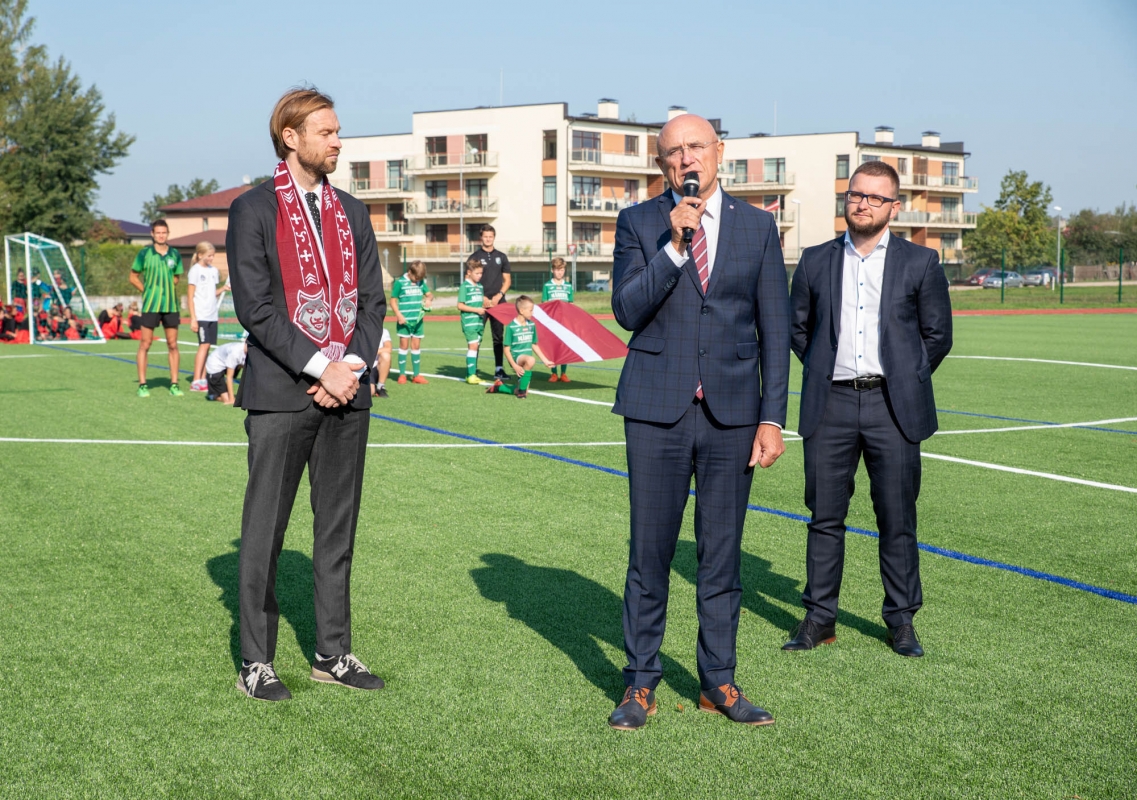 Mārupes vidusskolas stadiona atklāšana