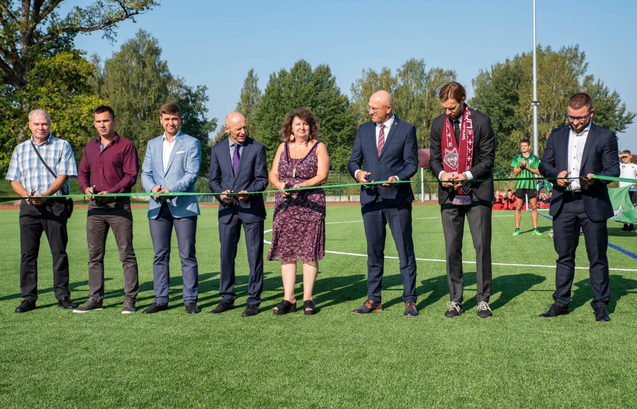 Mārupes vidusskolas stadiona atklāšana