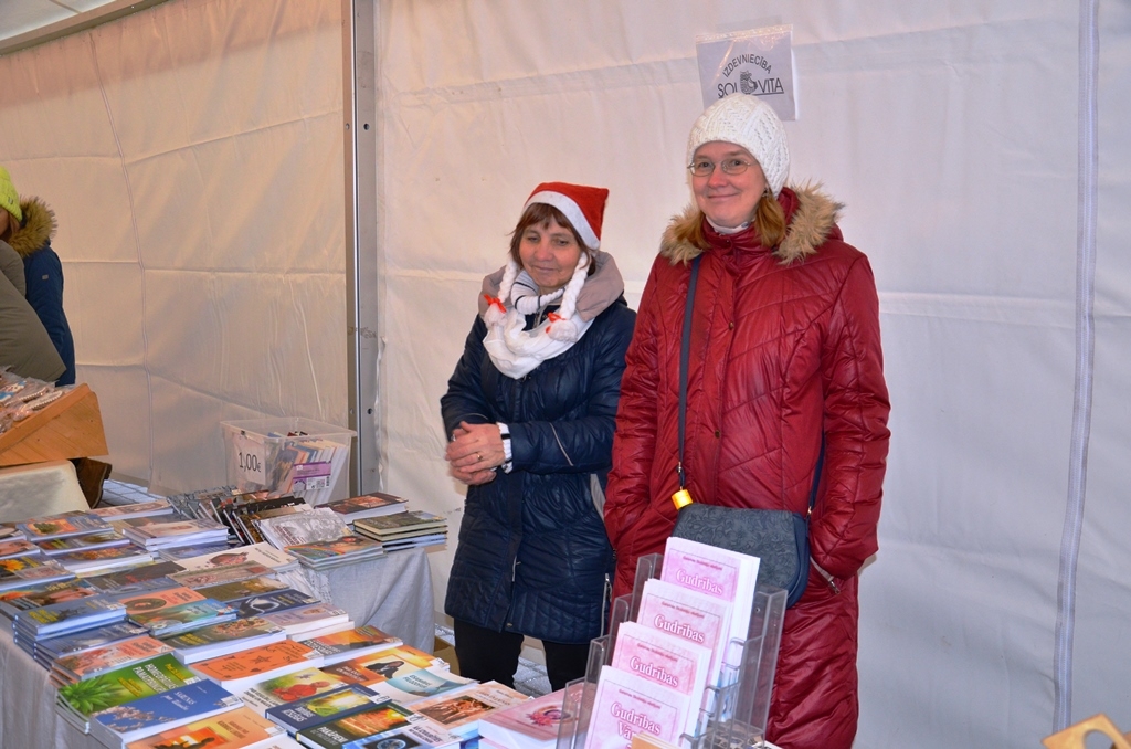 Ziemassvētku tirdziņš un Baltās adventes koncerts, 16.12.2018.