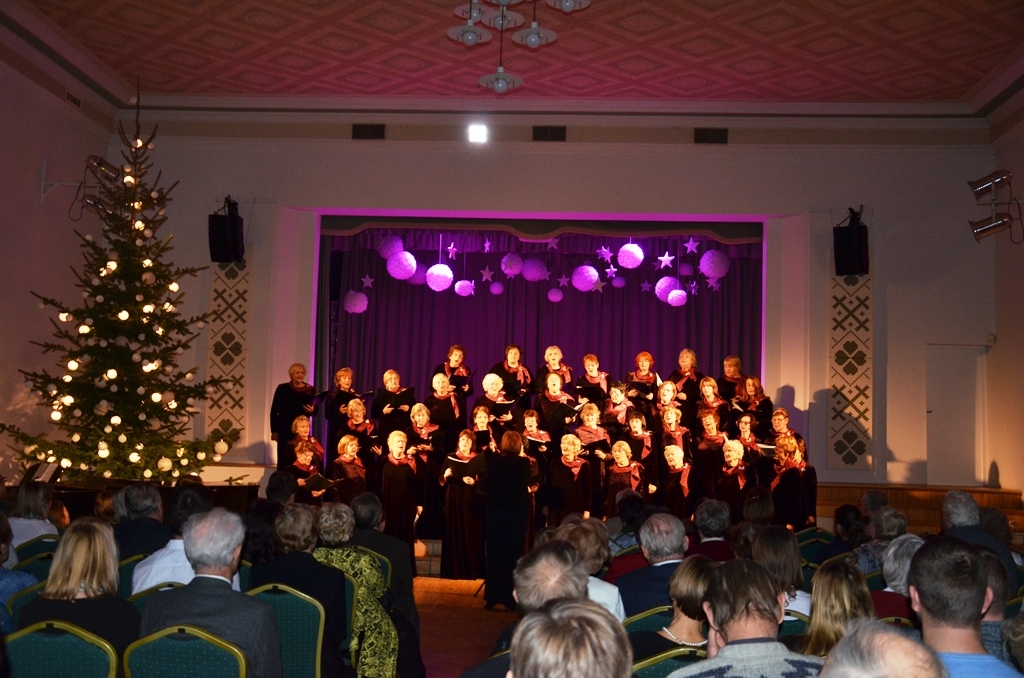 Ziemassvētku tirdziņš un Baltās adventes koncerts, 16.12.2018.