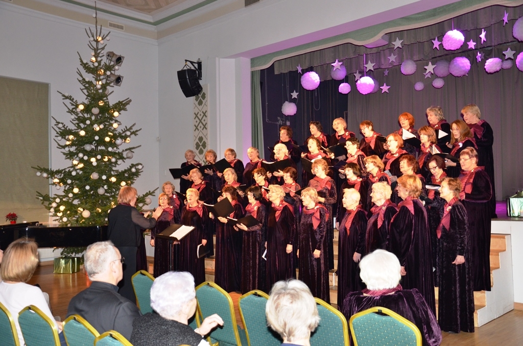 Ziemassvētku tirdziņš un Baltās adventes koncerts, 16.12.2018.