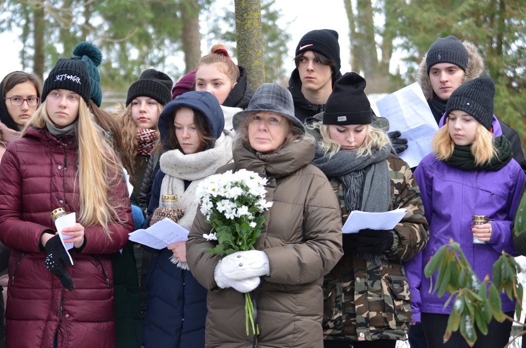 Barikāžu laika upuru piemiņas brīdis Mārupes kapos, 16.01.2019.