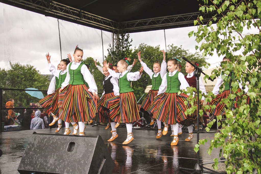 Bērnu un jauniešu svētki "Ar vasaru saujā", 26.05.2019.