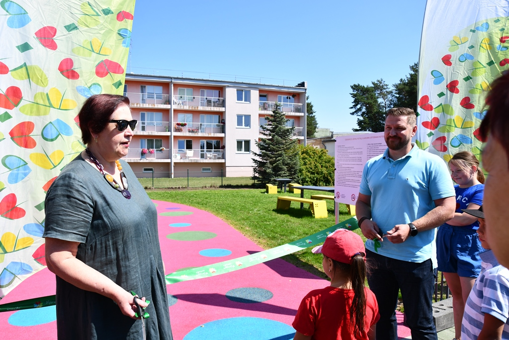 Bērnu rotaļu laukuma "Ūdensrozes" atklāšana Jaunmārupē, 25.07.2019.