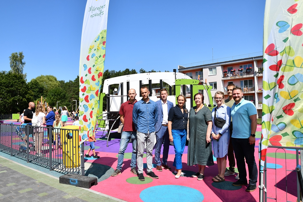 Bērnu rotaļu laukuma "Ūdensrozes" atklāšana Jaunmārupē, 25.07.2019.