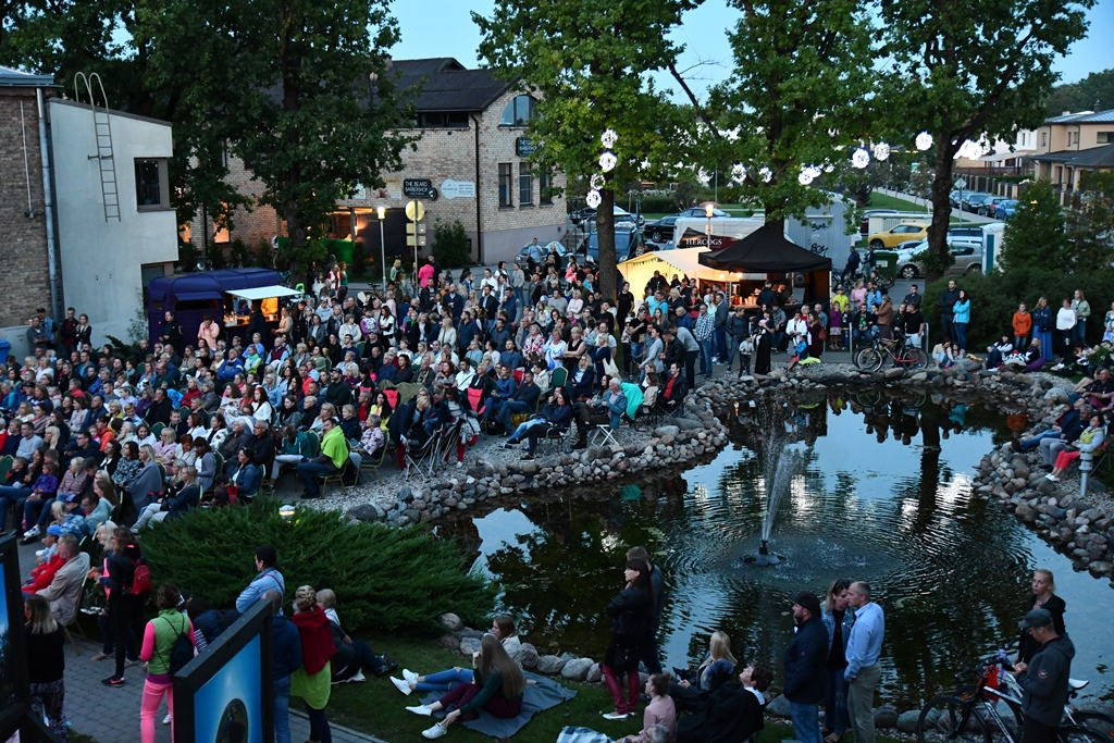 Brīvdabas kino vakars / Ivo Fomina koncerts Mārupē, 22.08.2019.