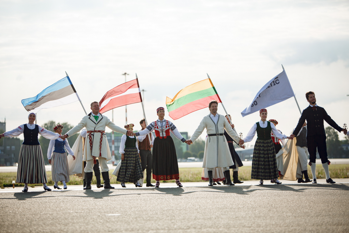 Baltijas ceļam 30, Gatves deja uz lidostas skrejceļa, 23.08.2019