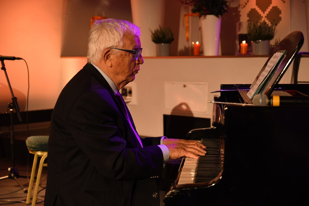 “Gada pedagogs 2019” balvas pasniegšanas ceremonija Mārupes novadā, 04.10.2019.