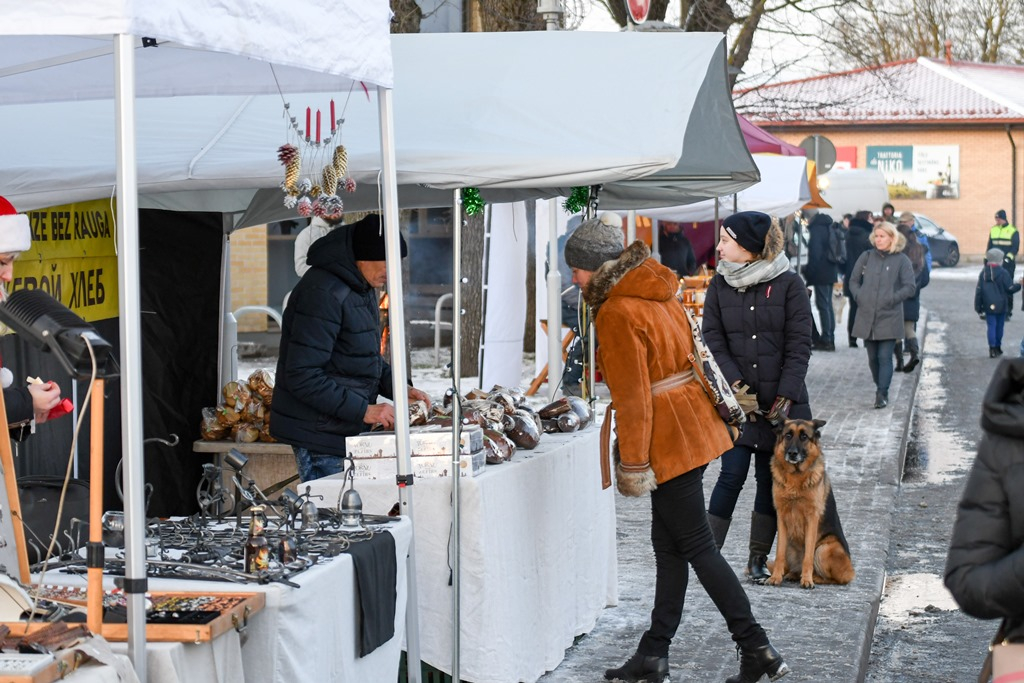 Mārupes novada Ziemassvētku tirdziņš un Svētku egles iedegšana, 01.12.2019.