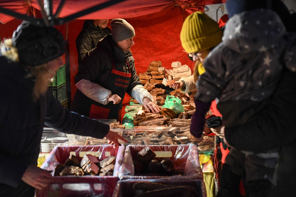 Mārupes novada Ziemassvētku tirdziņš un Svētku egles iedegšana, 01.12.2019.