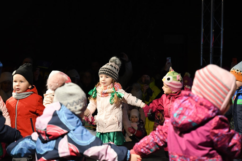 Mārupes novada Ziemassvētku tirdziņš un Svētku egles iedegšana, 01.12.2019.