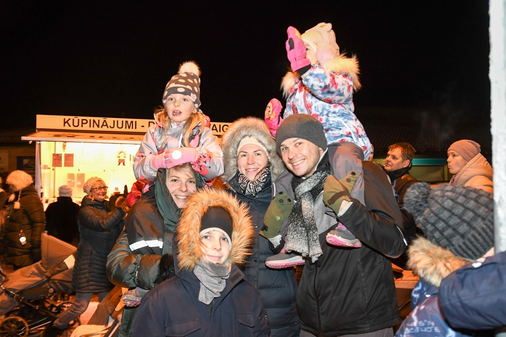 Mārupes novada Ziemassvētku tirdziņš un Svētku egles iedegšana, 01.12.2019.