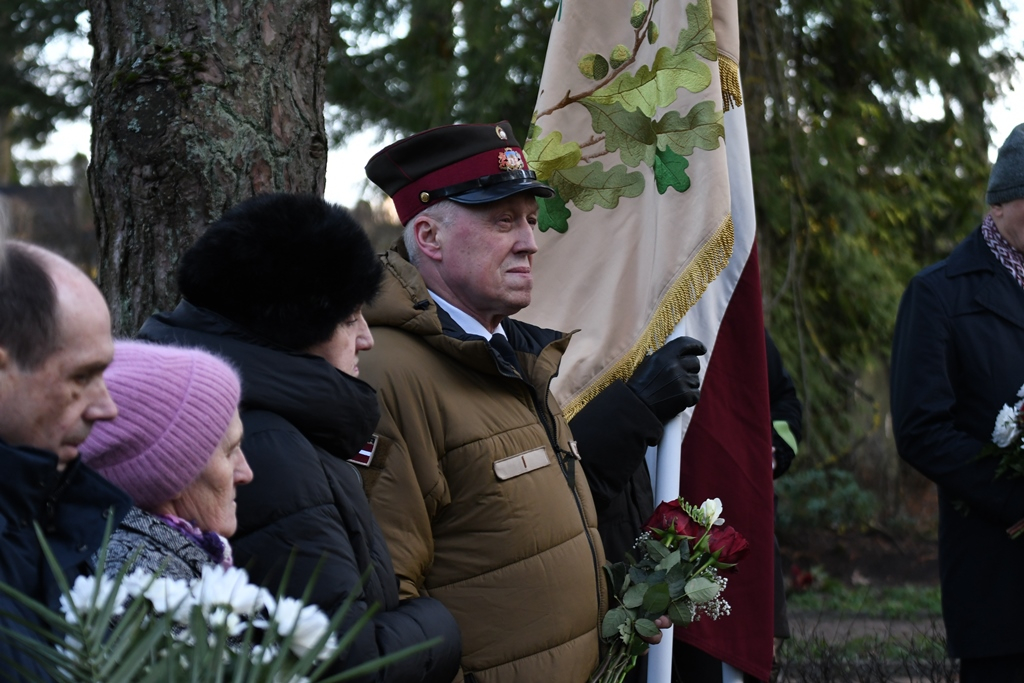 Barikāžu atceres dienai veltīts piemiņas brīdis Mārupes kapos, 16.01.2020.