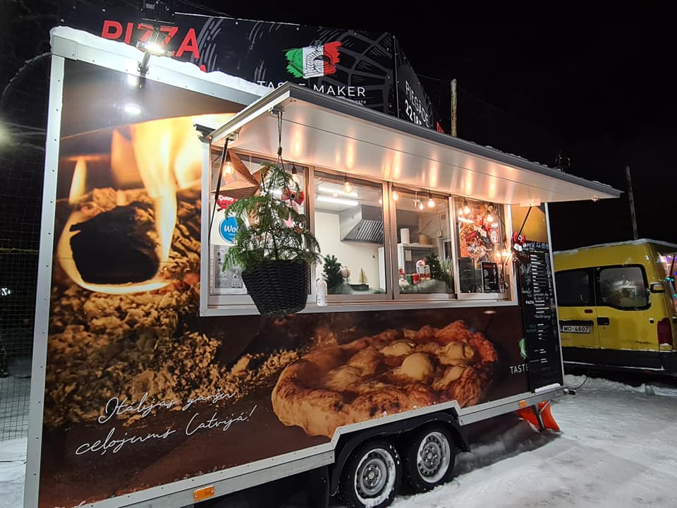 Ziemassvētku vakara tirdziņš Mārupē 21. decembrī