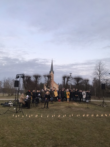 "Ukrainas brīvībai!" Piņķos