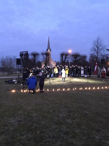"Ukrainas brīvībai!" Piņķos