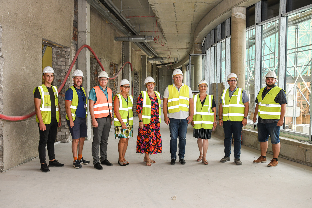 Nosvinēti Mārupes Mūzikas un mākslas skolas pārbūves spāru svētki, 19.08.2022.
