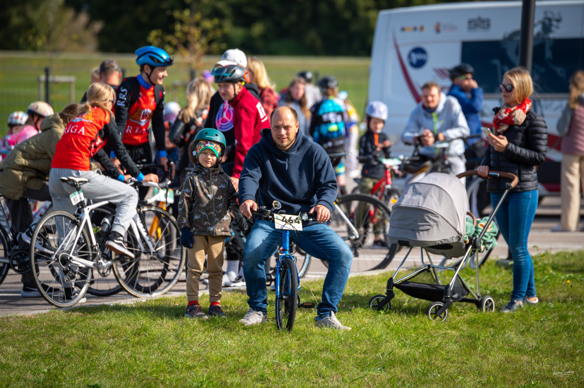 Latvijas atklātais čempionāts šosejas riteņbraukšanā kritērija braucienā un Mārupes velosvētki - 11.09.2022. Foto: Kaspars Suškevičs