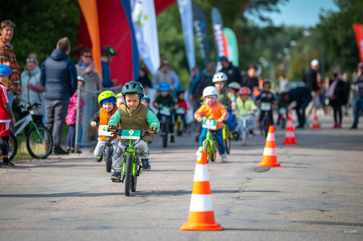 Latvijas atklātais čempionāts šosejas riteņbraukšanā kritērija braucienā un Mārupes velosvētki - 11.09.2022. Foto: Kaspars Suškevičs