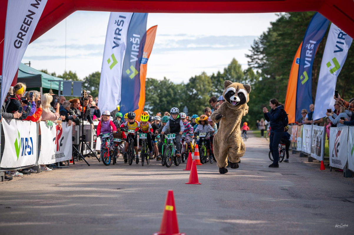 Latvijas atklātais čempionāts šosejas riteņbraukšanā kritērija braucienā un Mārupes velosvētki - 11.09.2022. Foto: Kaspars Suškevičs