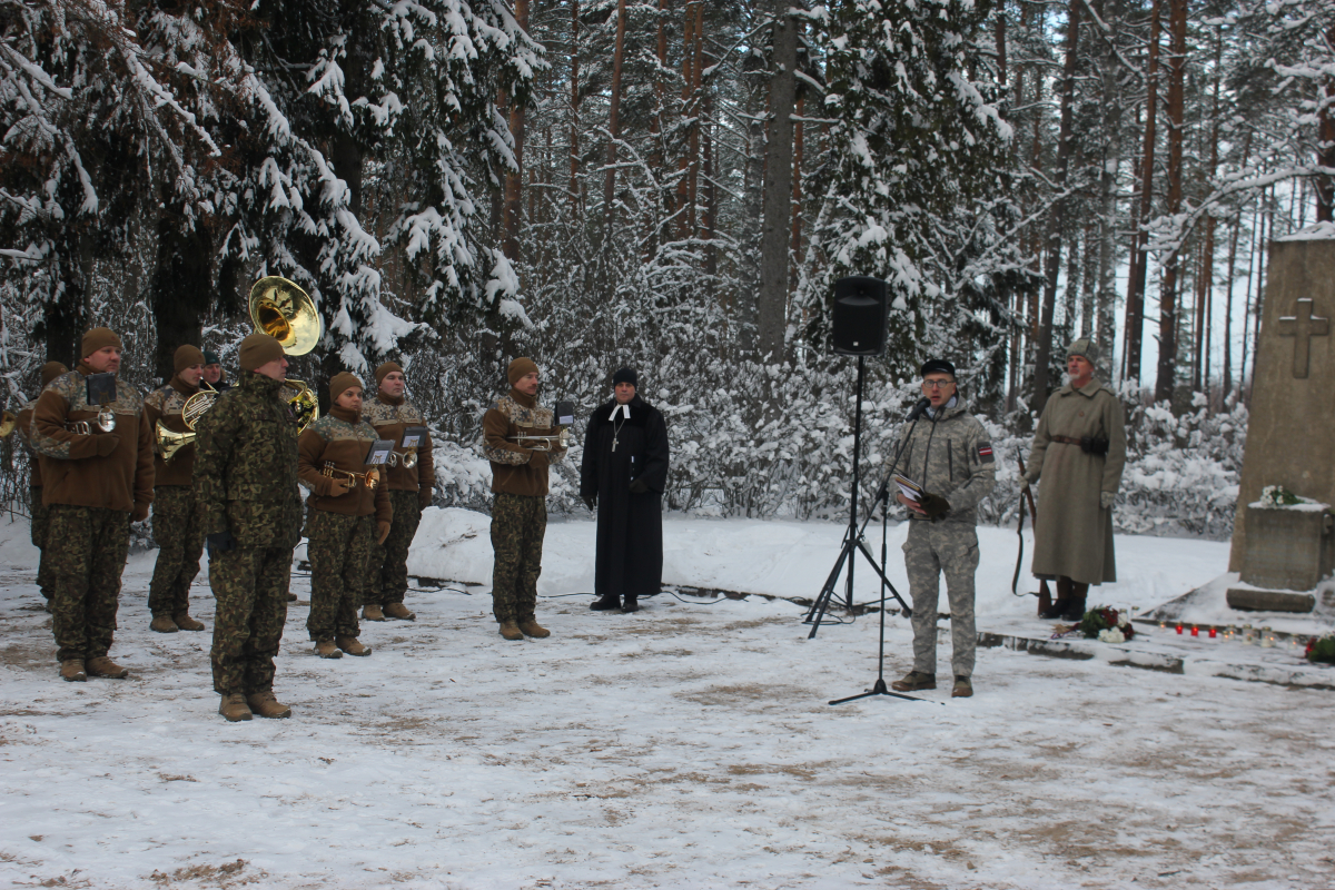 Ziemassvētku kaujās kritušo strēlnieku piemiņas brīdis Antiņu kapsētā, 07.01.2023.