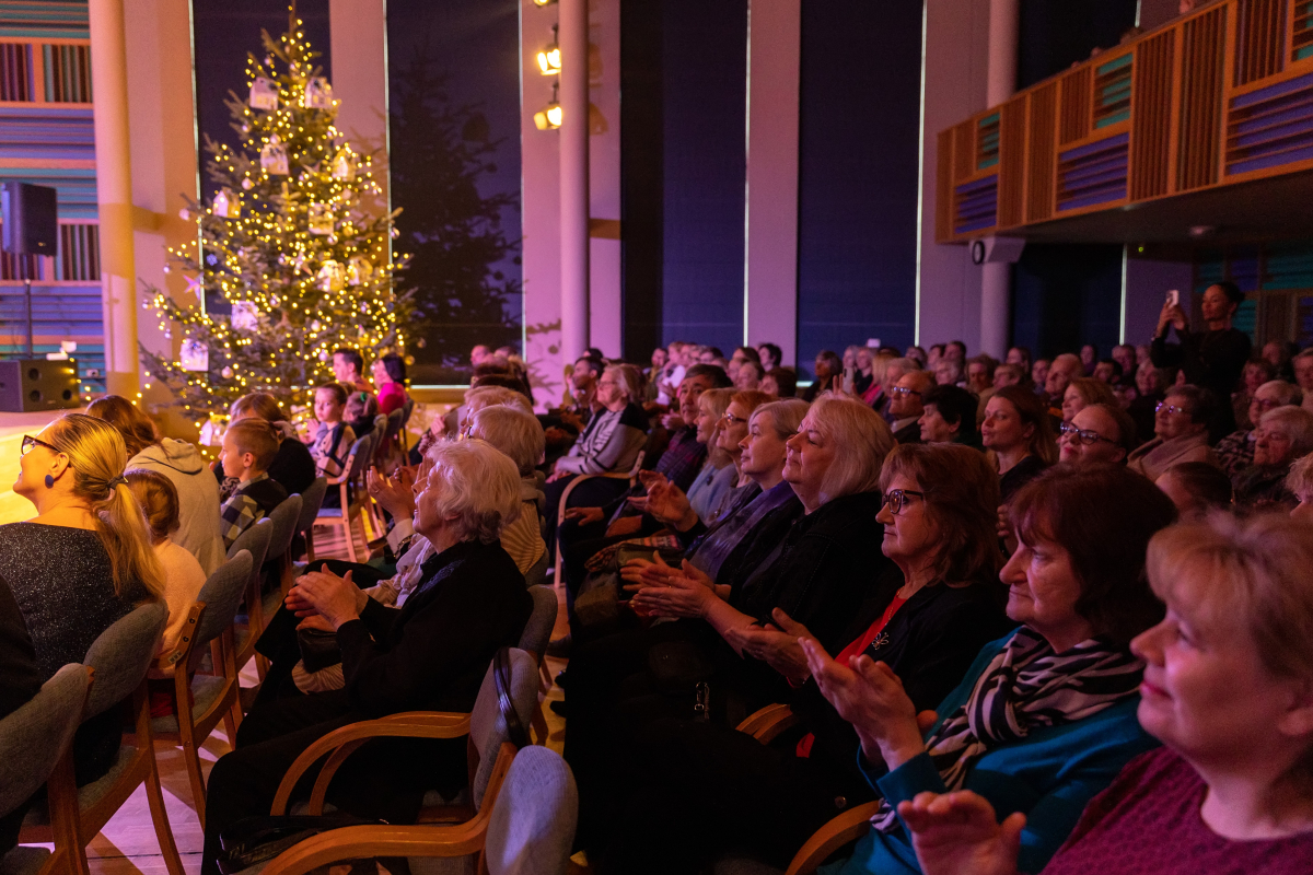 Pirmās adventes koncerts Babītes Kultūrizglītības centrā | 03.12.2023.