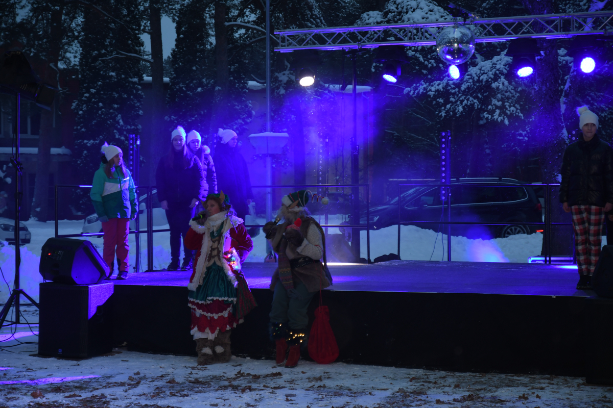 Ziemassvētku egles parka iedegšana Spuņciemā | 10.12.2023.