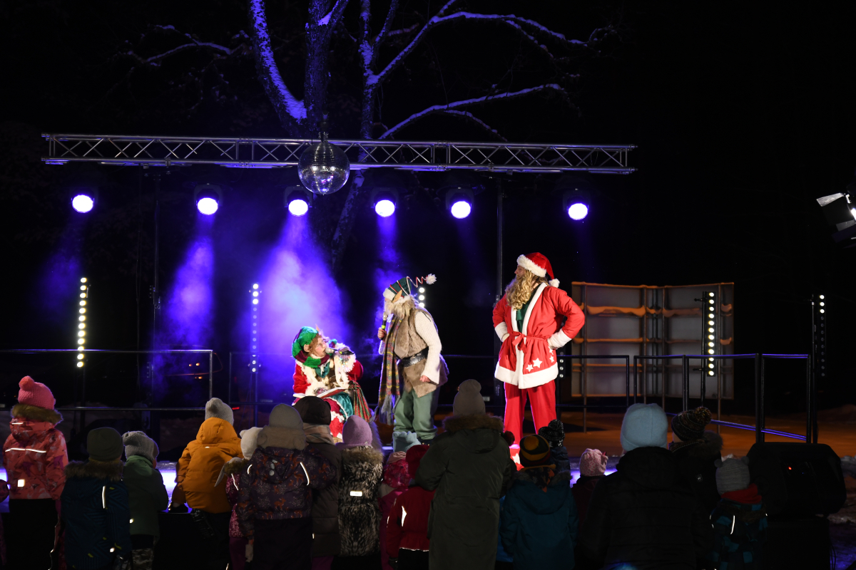 Ziemassvētku egles parka iedegšana Spuņciemā | 10.12.2023.