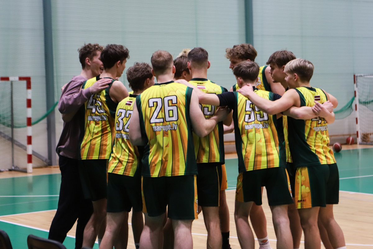 Reģionālās basketbola līgas spēle Mārupes SC : Kandavas BJSS