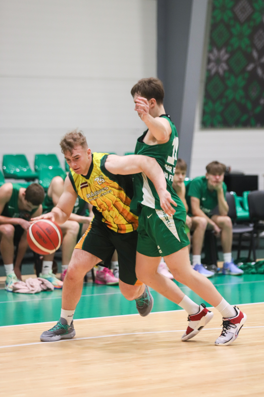 Reģionālās basketbola līgas spēle Mārupes SC : Kandavas BJSS