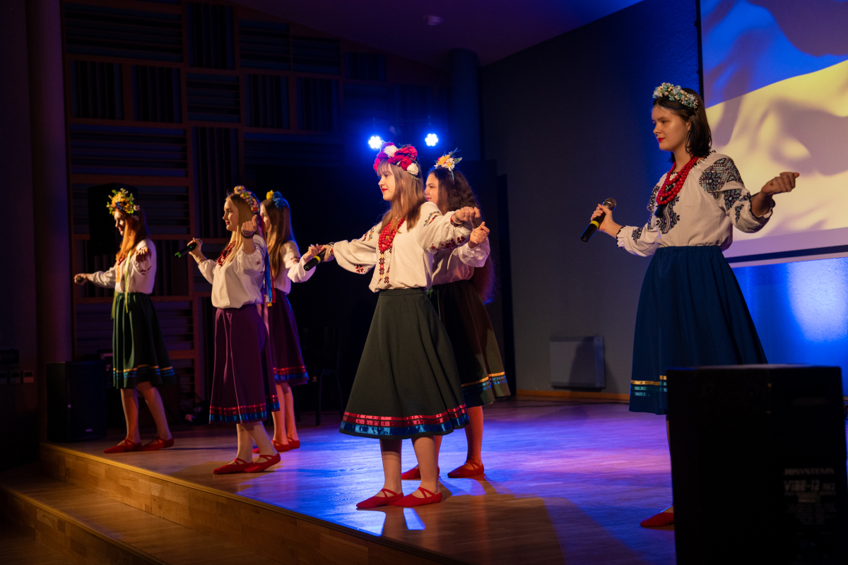 Ukrainas atbalstam veltīts muzikāli literārs sarunu vakars