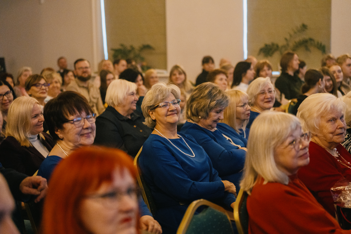 Sieviešu ansambļa "Dzelde" 55 gadu jubilejas koncerts