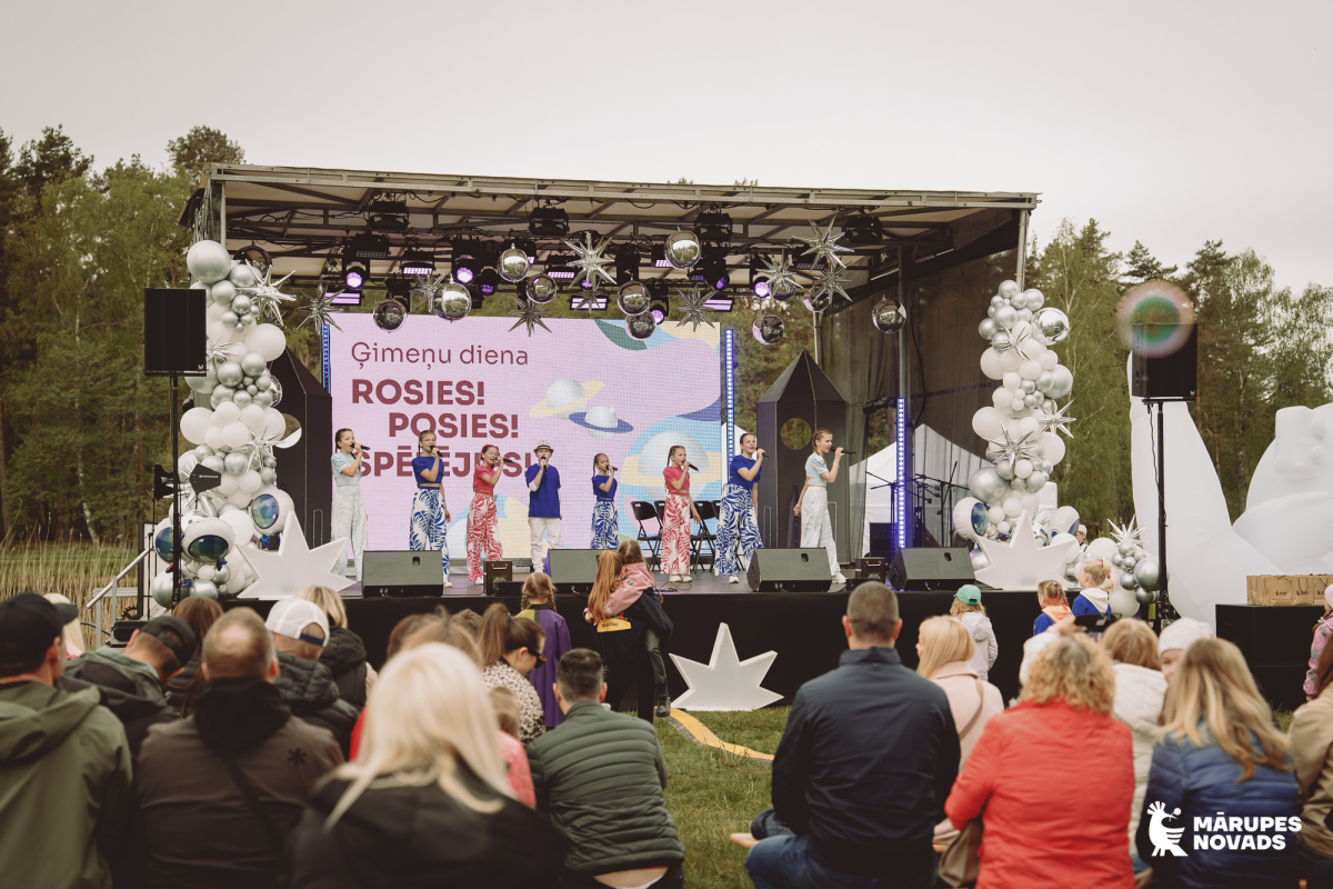 Ģimeņu diena “Rosies! Posies! Spēlējies!” Piņķos
