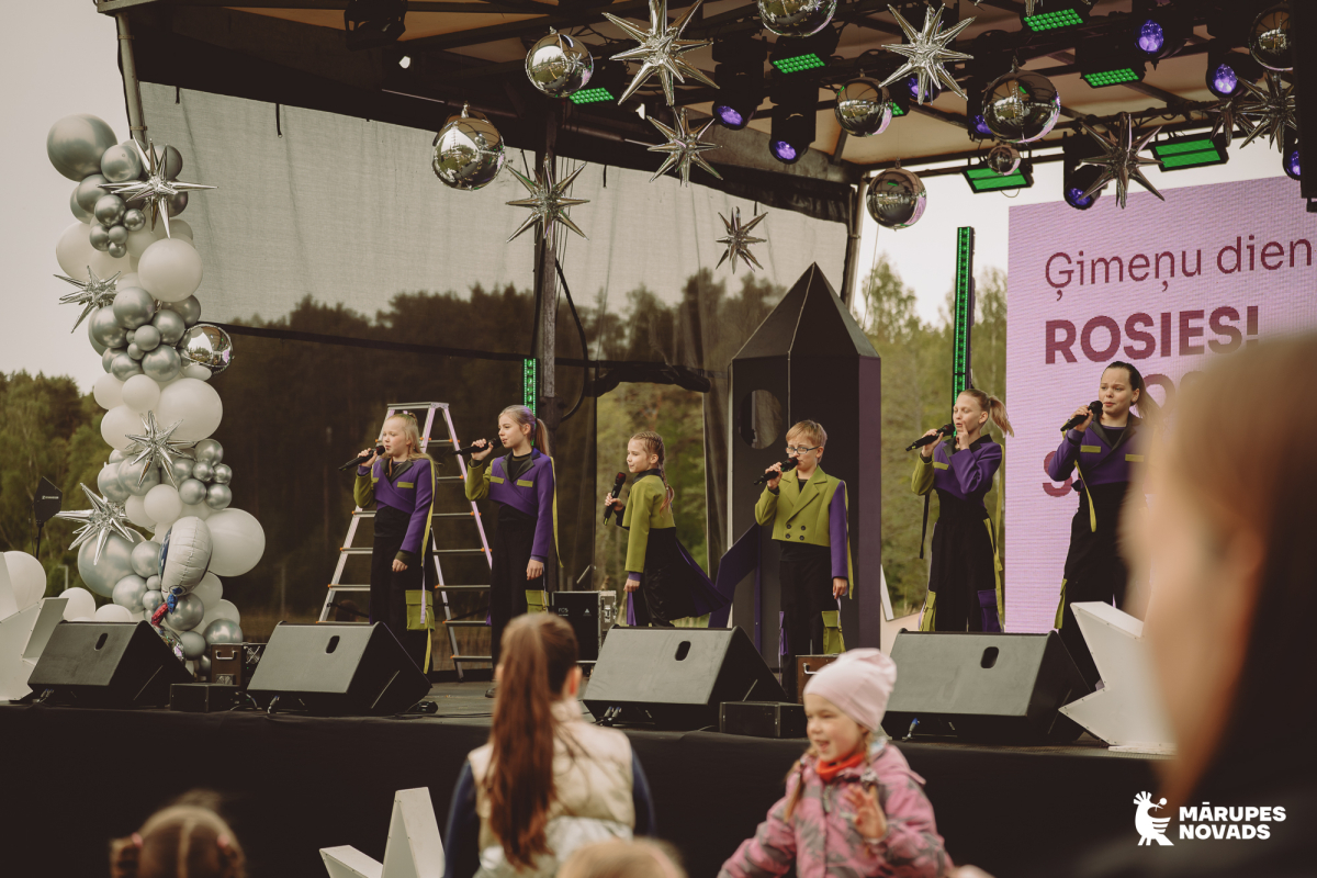 Ģimeņu diena “Rosies! Posies! Spēlējies!” Piņķos