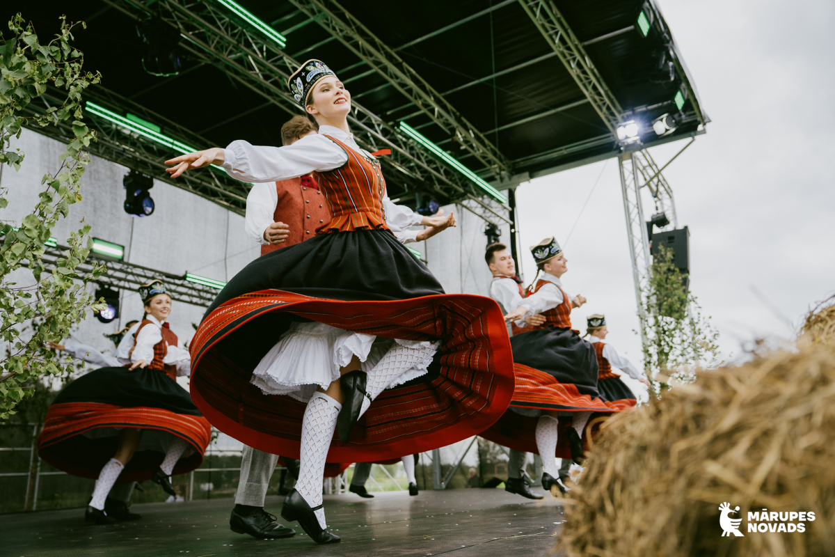 Ielīgošana Piņķos