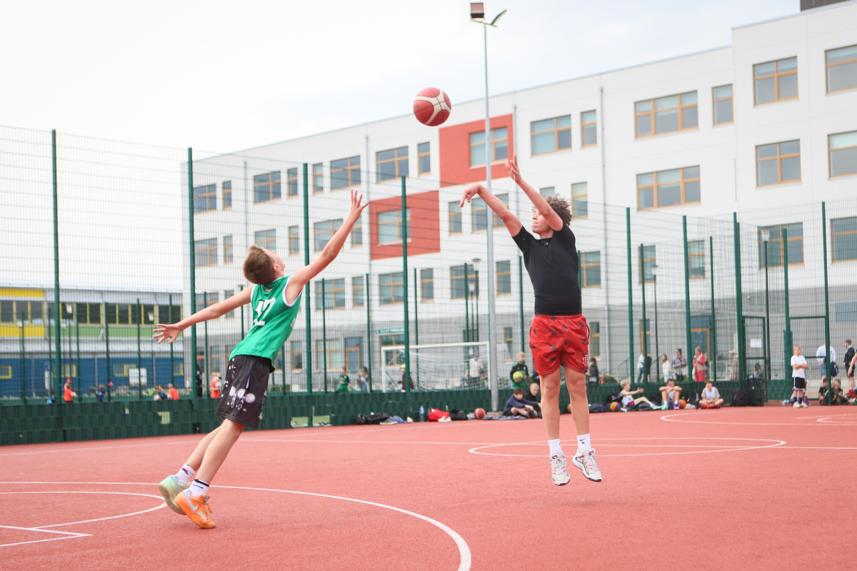 3x3 basketbola turnīrs U-13 un ģimenes grupai 
