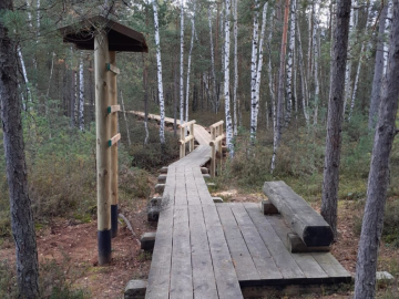 Atjaunota Cenas tīreļa purva laipa; "Rīgas Meži" aicina doties rudenīgās pastaigās