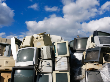 Nolietotas elektrotehnikas kaudze