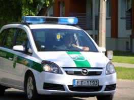 Mārupes novada Pašvaldības policijas automašīnas foto