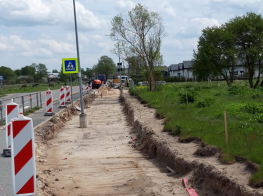 Būvdarbi blakus ielai